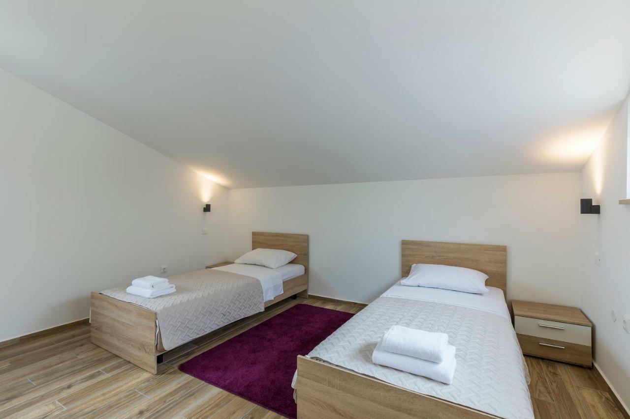 Apartmani Suzi PUY Exterior foto