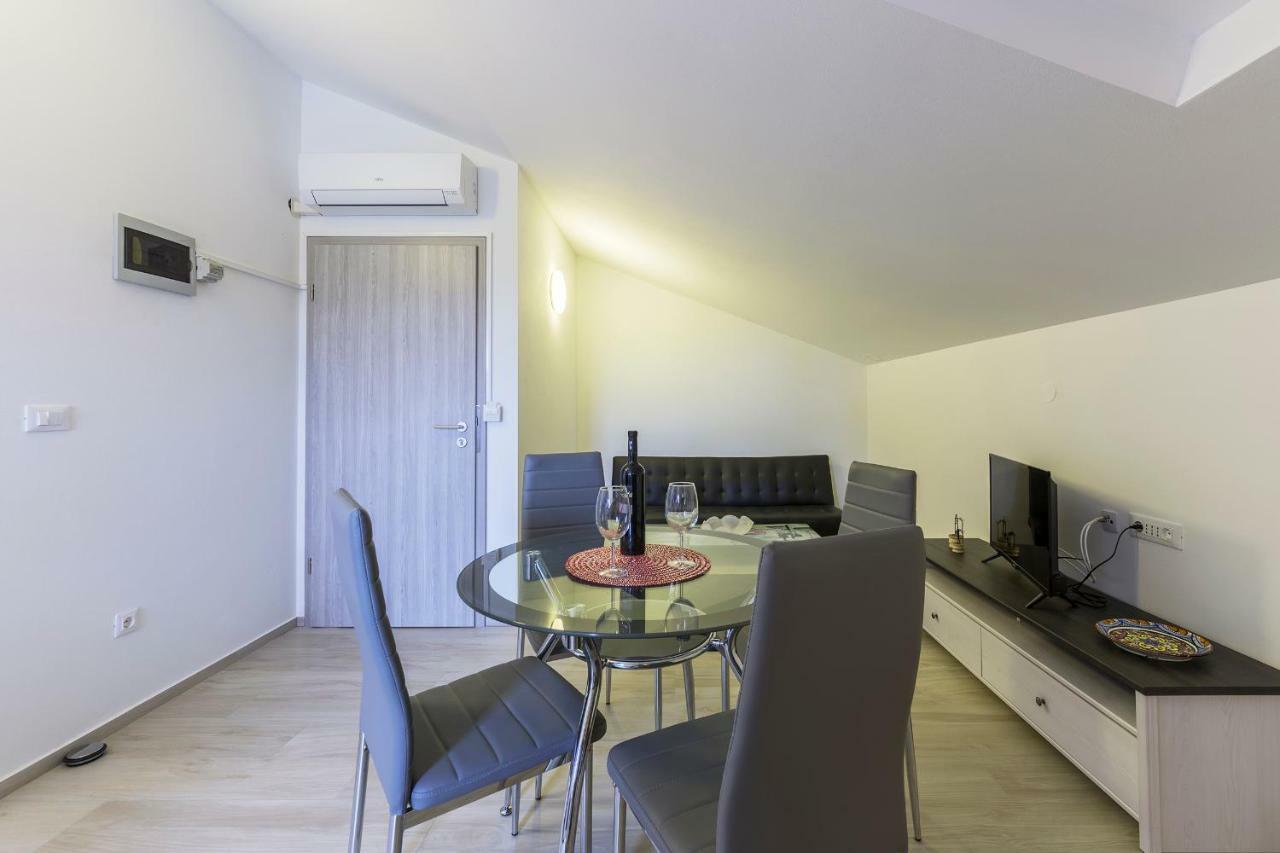 Apartmani Suzi PUY Exterior foto