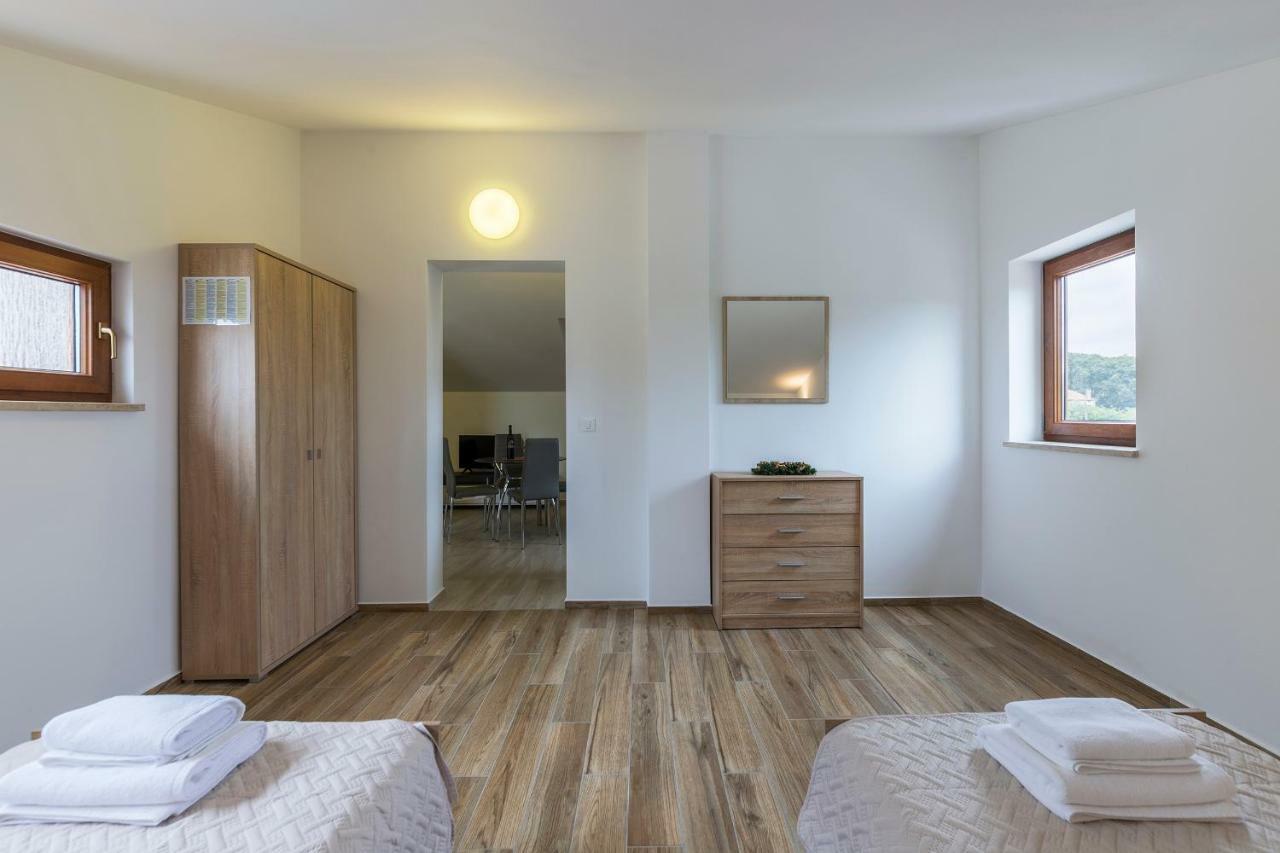 Apartmani Suzi PUY Exterior foto